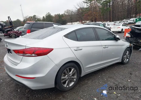 2018 Hyundai Elantra Value Edition z USA, uszkodzony, nr VIN 5NPD84LF5JH282576
